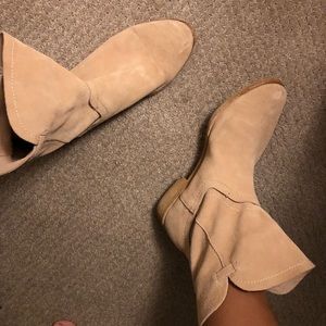 Splendid booties